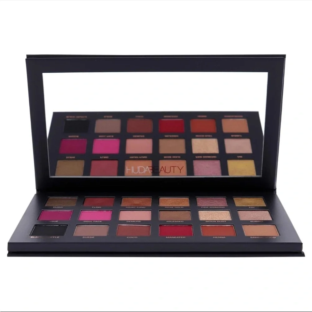 HUDA BEAUTY Rose Gold Remastered Eyeshadow Palette